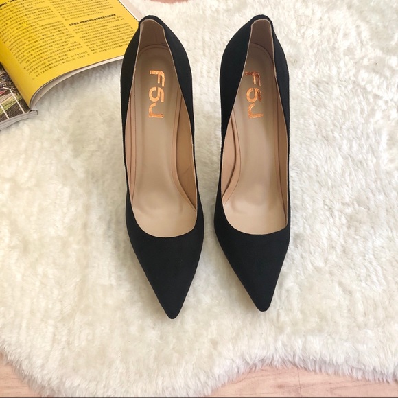 SOLD❤️ Size 9.5 Black Stiletto High Heel Pump - Picture 6 of 6